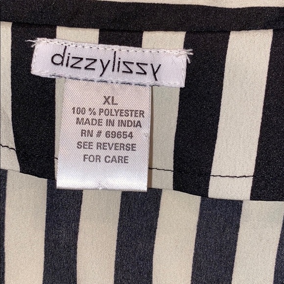 🎉HP🎉 Dizzy Lizzy Light Weight Jacket - Picture 6 of 6